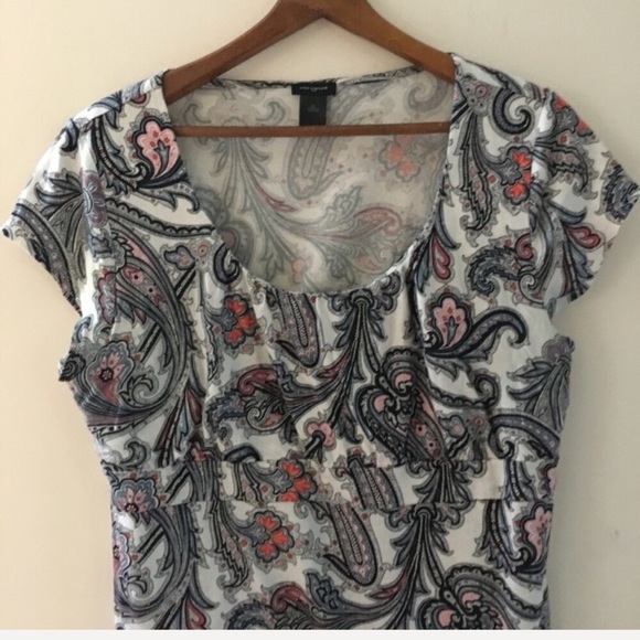 ANN TAYLOR paisley scoop neck refined t shirt - Picture 4 of 6